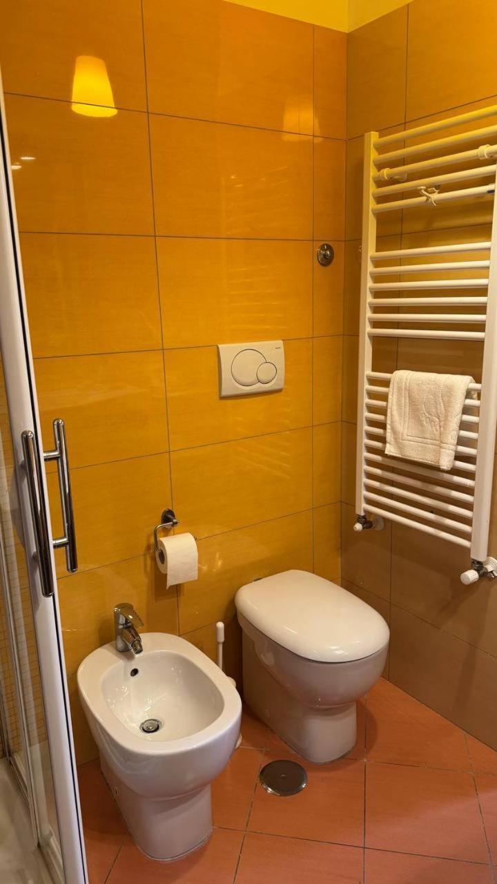Hotel Lili'S House Roma Esterno foto