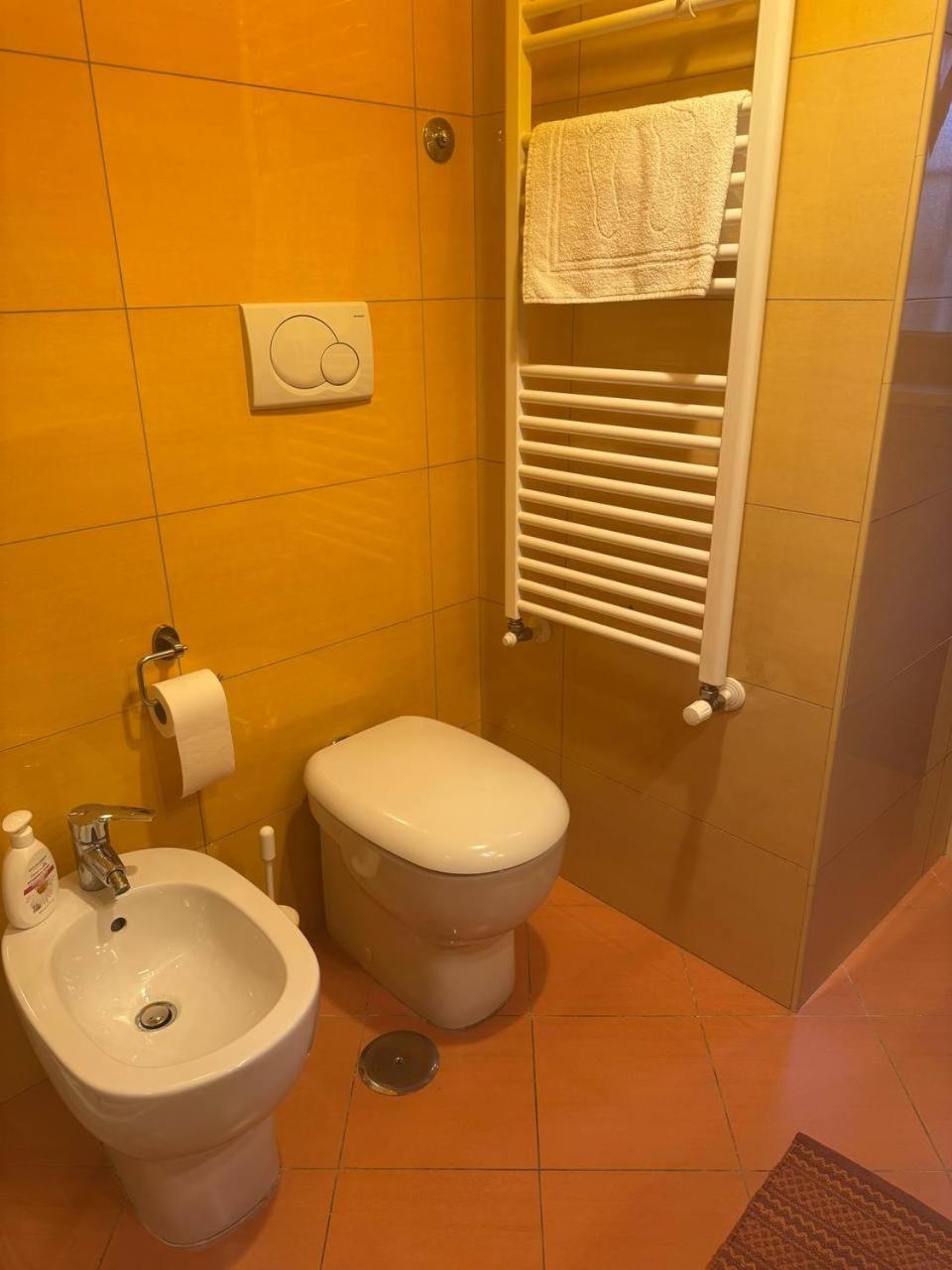 Hotel Lili'S House Roma Esterno foto